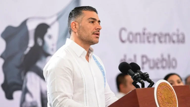 3098afcd72d943a4ba53e3308097a333