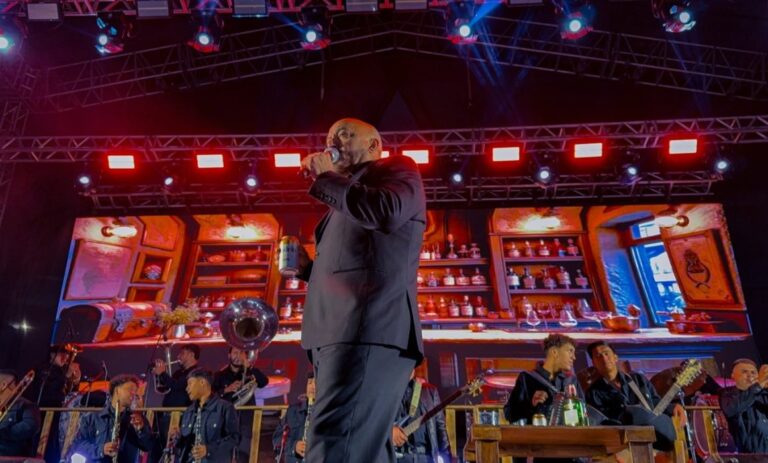 6134325fbfd34a85802e73c781559557