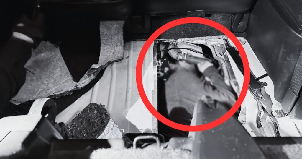 966c3ea49c9f45f0a9c5f5fd58756b32