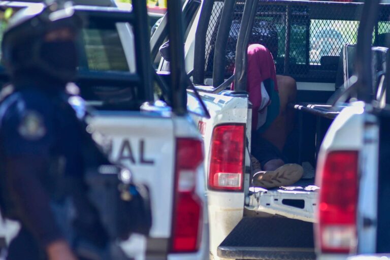 b70f60a33fe647ce9c4e53e71f1b596d