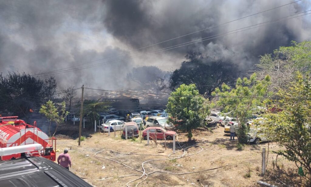 3122df0c98f94c17a1a35e87a62948cb