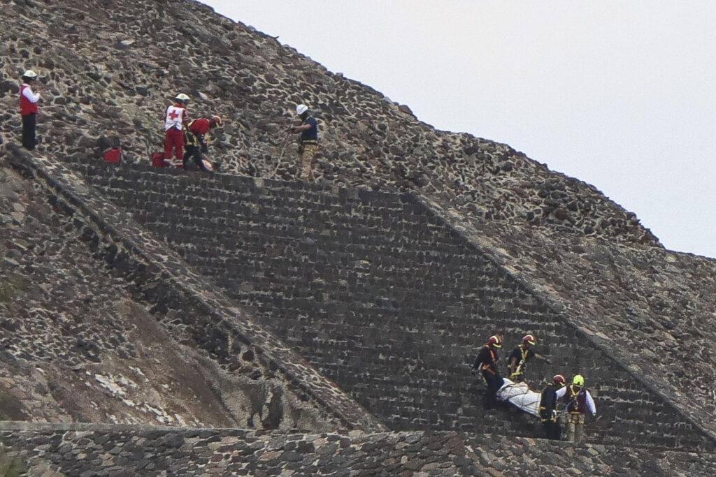 Al menos dos muertos y 13 heridos extranjeros tras tiroteo en Teotihuacán, México