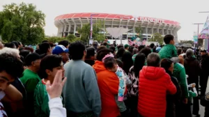 a906260f14e24a07ba1f1f96a581a61e