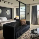 18b1fc512d1143a2b7699a2bb4e21664